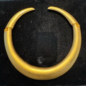 Vintage Elegant matte Gold colored Women's Necklace